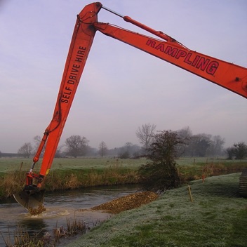 Building gravel riffle